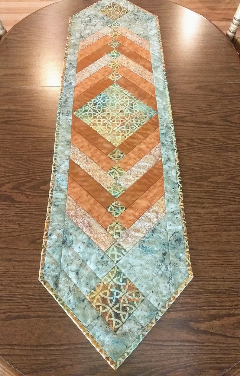 PDF pattern for Braided Strips table runner image 6