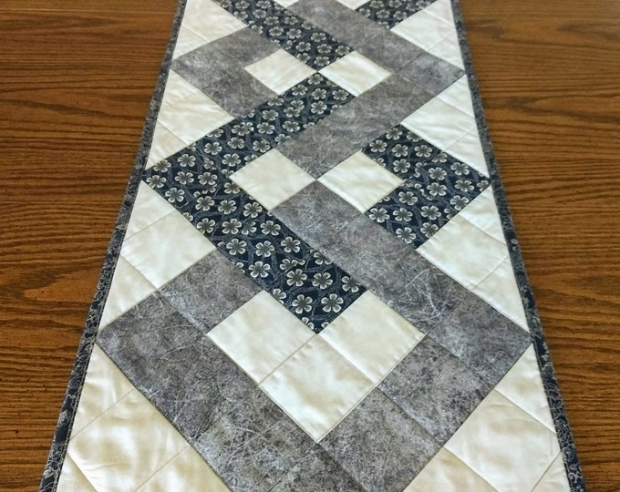 Jubilee Table Runner Quilt Pattern, CLPCLA017, Easy Table Runner Topper