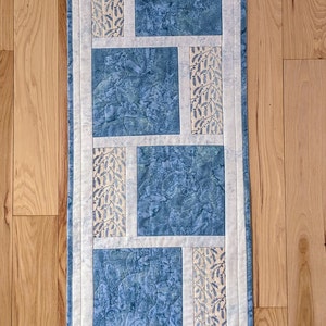 PDF Pattern for Quilted table runner, Beginning project