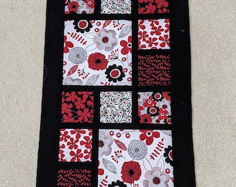 PDF Pattern for Window Pane Table Runner, DIGITAL pattern