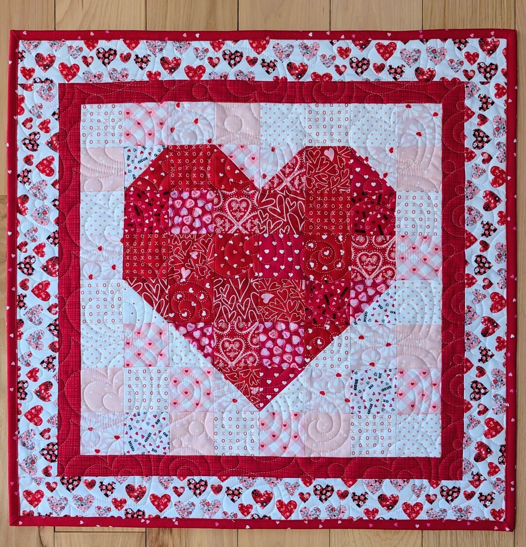 Red Heart Quilted Wall Hanging, Valentine's Fabric, 22 Inch Square - Etsy