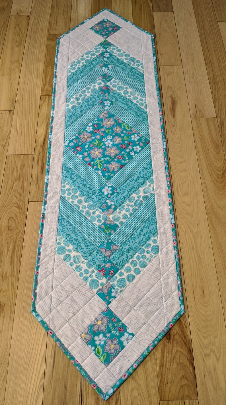 PDF pattern for Braided Strips table runner image 5