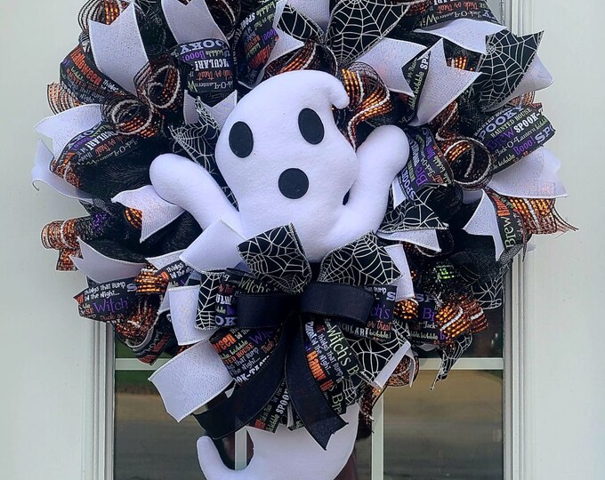 Halloween Ghost, White and Black Decor, Fall Wreath, Kitchen Decor, Farmhouse, Country Living, Southern Charm