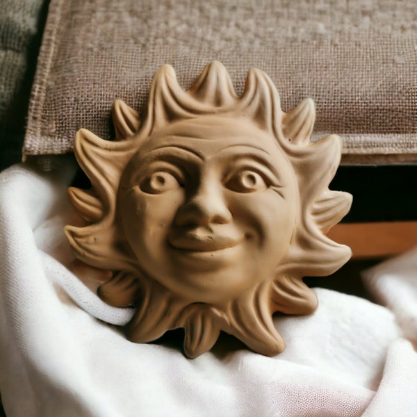 Sol de pared de cerámica, sol de cerámica, sol colgante, decoraciones de pared para el hogar y la entrada, sol de terracota hecho a mano