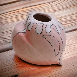 ceramic heart, cm. 16 x cm. 14, inch 6,299 x inch 5,511 pink ceramic heart vase, interior design,dried flowers, vase for dried flowers roses