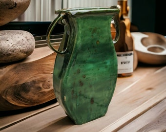 Vaso verde da collezione, vaso fatto a mano per fiori, vaso contemporaneo italiano, vaso smaltato verde, vaso originale ceramichedera