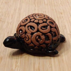 animali ceramica vendita online, tartaruga soprammobile scrivania,  statuetta tartaruga, ceramica artistica italiana, ceramica handmade