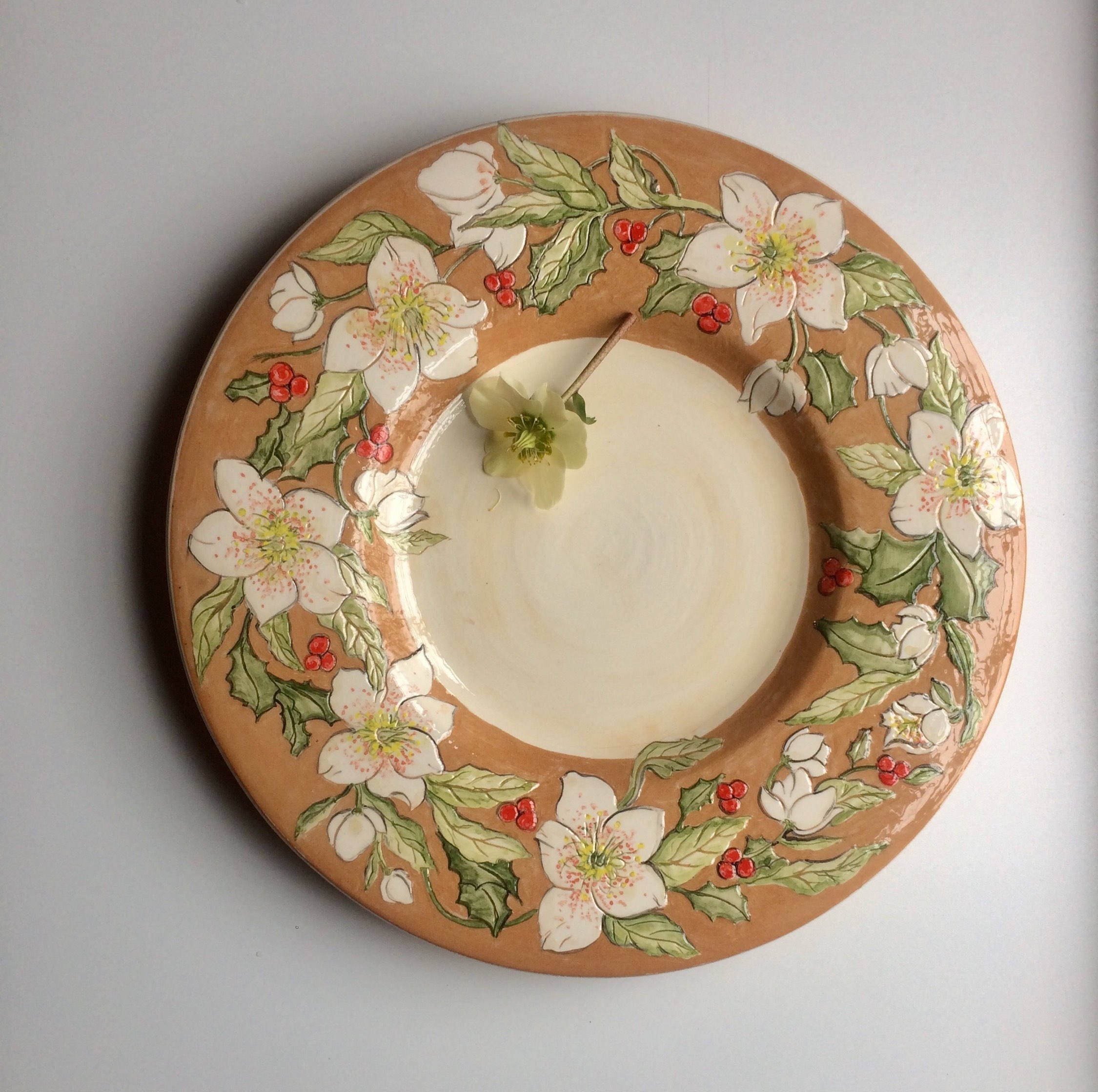 Ceramic wall plate, plate with Christmas rose, Italian graffito ceramic, decorative wall garland, handmade Christmas gift