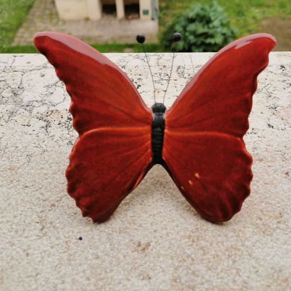 Papillon en céramique rouge, papillon en céramique, papillon en céramique rouge, papillons suspendus, cadeau de Noël, Noël en céramique rouge