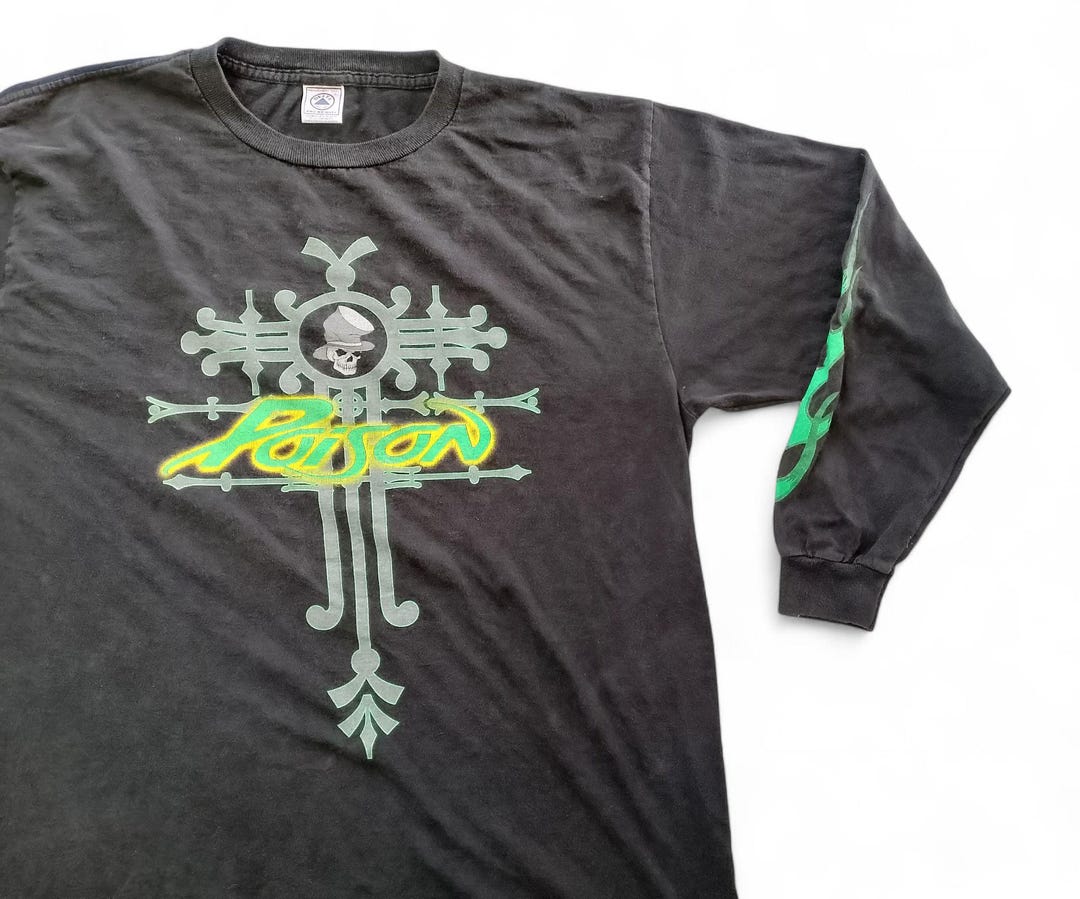 1990.Poison Long-sleeved shirt　BLOCKUM. Vintage 90's Poison Long Sleeve Band T Shirt Size L (W 22.5 X L