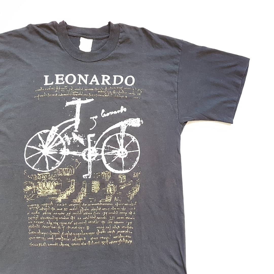 Vintage 90's Leonardo Da Vinci Bicycle T Shirt (W 21 X L Vintage 90's Leonardo Da Vinci Bicycle T Shirt (W 21 X L