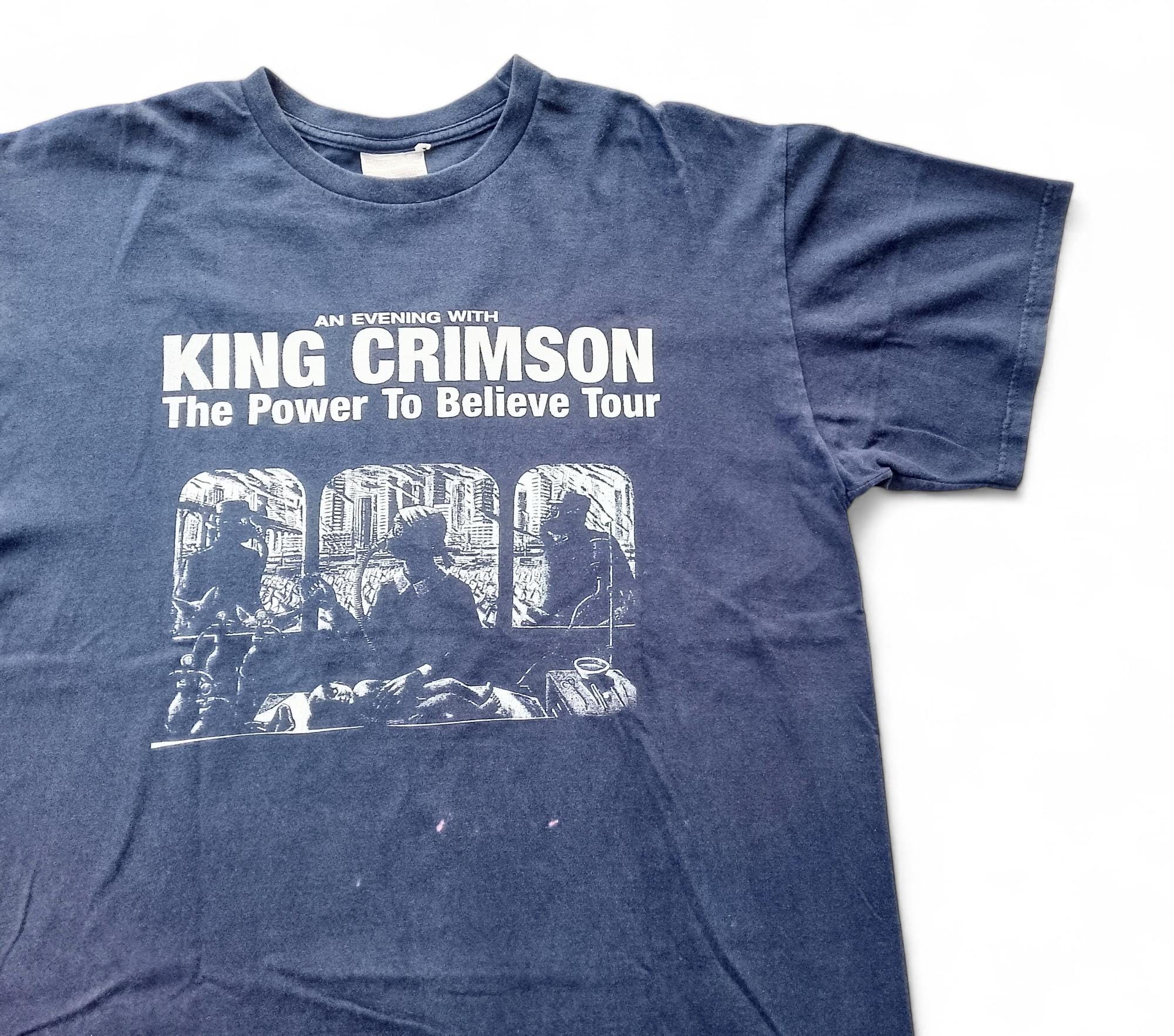 Vintage 2002 King Crimson the Power to Believe Tour T Shirt Size L 