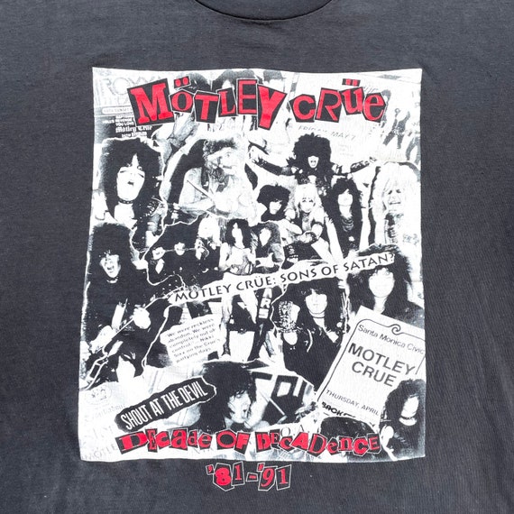 Vintage 90's Motley Crue Decade of Decadence '81-'91 T Shirt