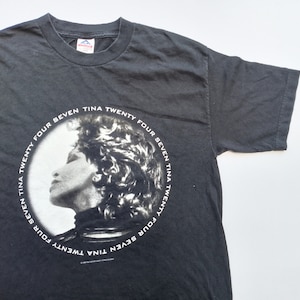 Vintage 2000 Tina Turner Twenty Four Seven Around The World 2000 Tour T Shirt size L (W 21 x L 29.5)