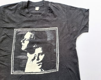 Vintage 1993 Simon and Garfunkel Canada and Japan Tour T Shirt size XL (W 21 x L 30.5)