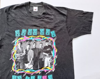 Vintage 1995 Nirvana Live In New York T Shirt size L (W 21 x