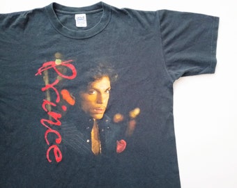 Vintage 2004 Prince Musicology Live 2004ever Tour T Shirt size L (W 22 x L 27.5)