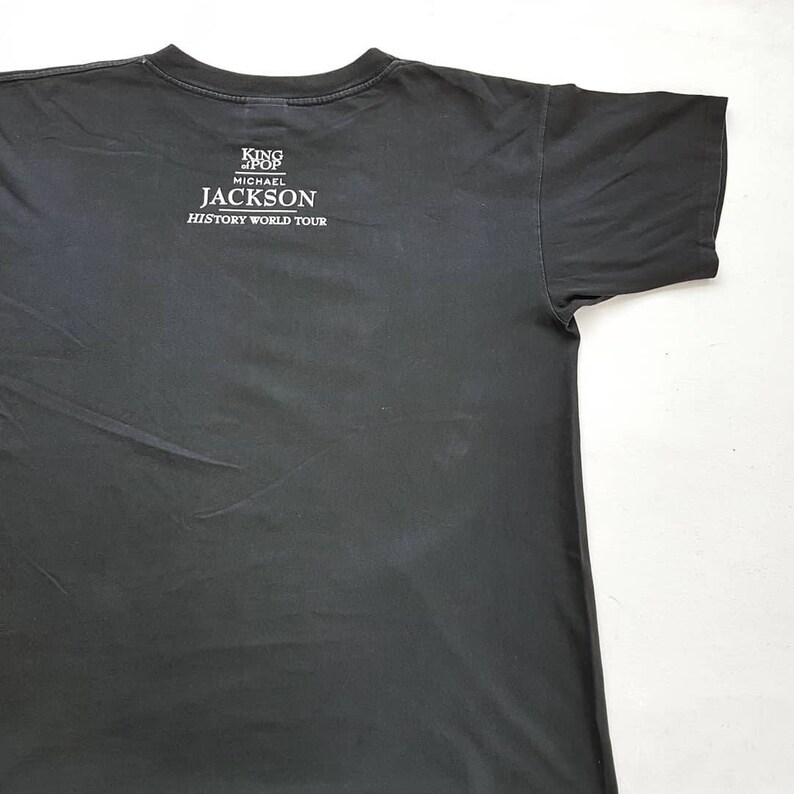 Vintage 1996 Michael Jackson King Of Pop History World Tour T Shirt size L Madonna Whitney Houston Tina Turner W 22 x L 27