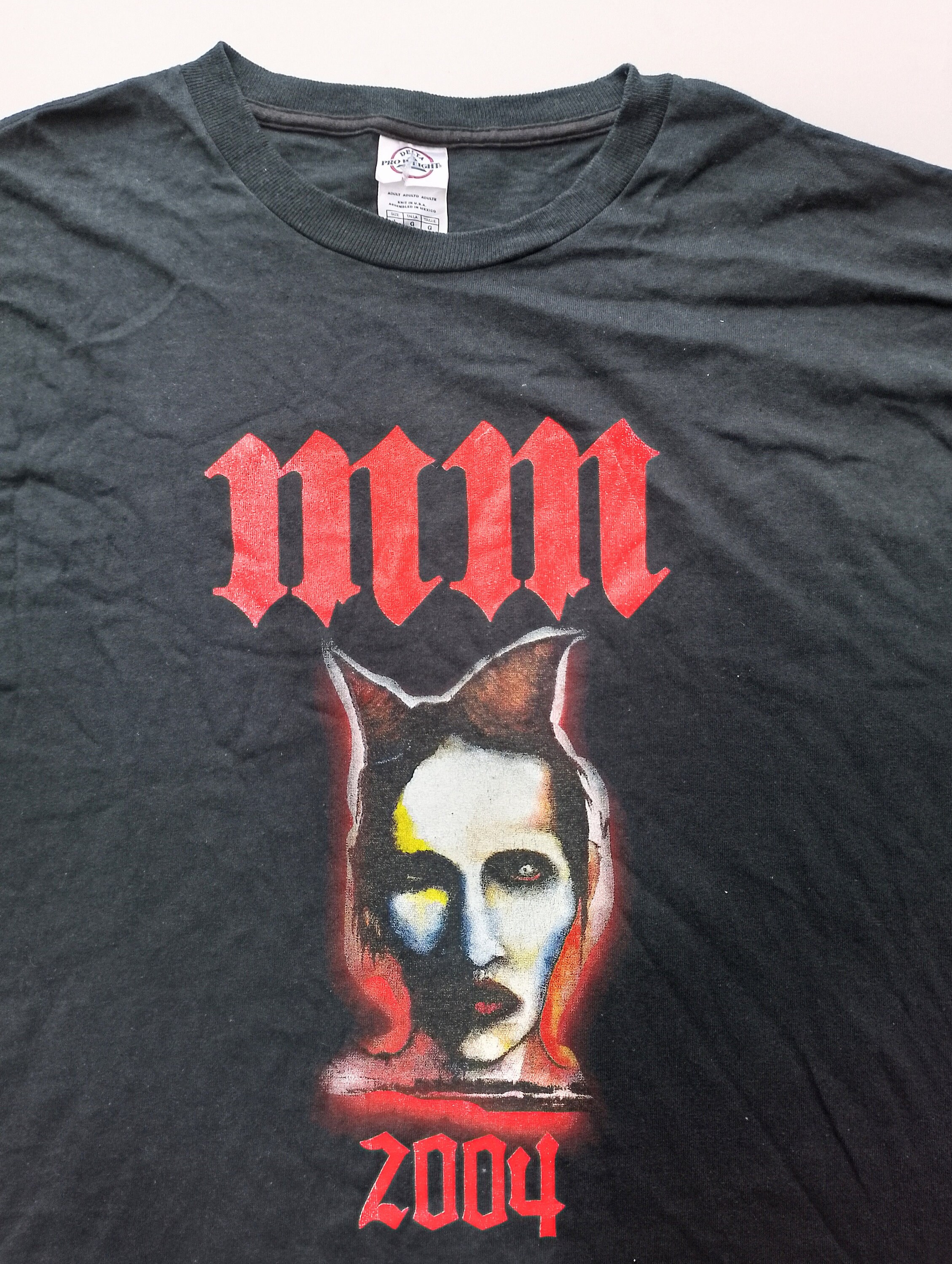 トップス Marilyn Manson AGAINST ALL GODS 2004 Vintage 2004 Marilyn Manson 'Against All Gods' T-Shirt