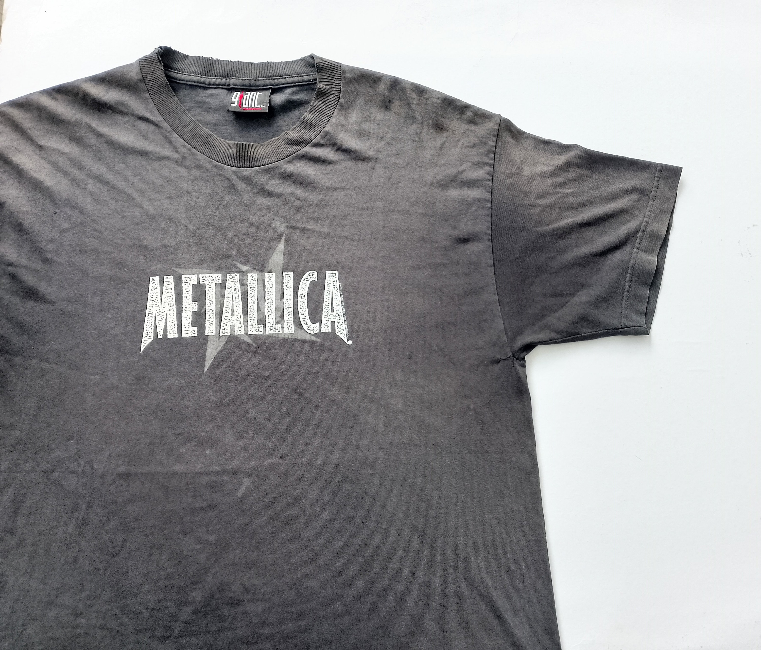 Vintage 2000 Metallica Load Album Ninja Star T Shirt (W 21.5 X L