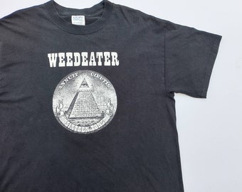 Vintage 2000's Weedeater Sixteen Tons Burn 1 T Shirt size L (W 22.5 x L 27)