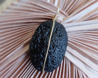 Tibetan Tektite Pendant in 14 K Gold fill - Tektite Jewellery