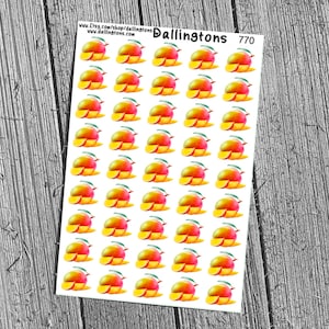 Op de afbeelding: Vel stickers met een herhalend patroon van mangoilustraties. De mango's zijn geel, oranje en rood, met groene bladeren. De vellen hebben de tekst "Dallingtons 770" en een websiteadres.