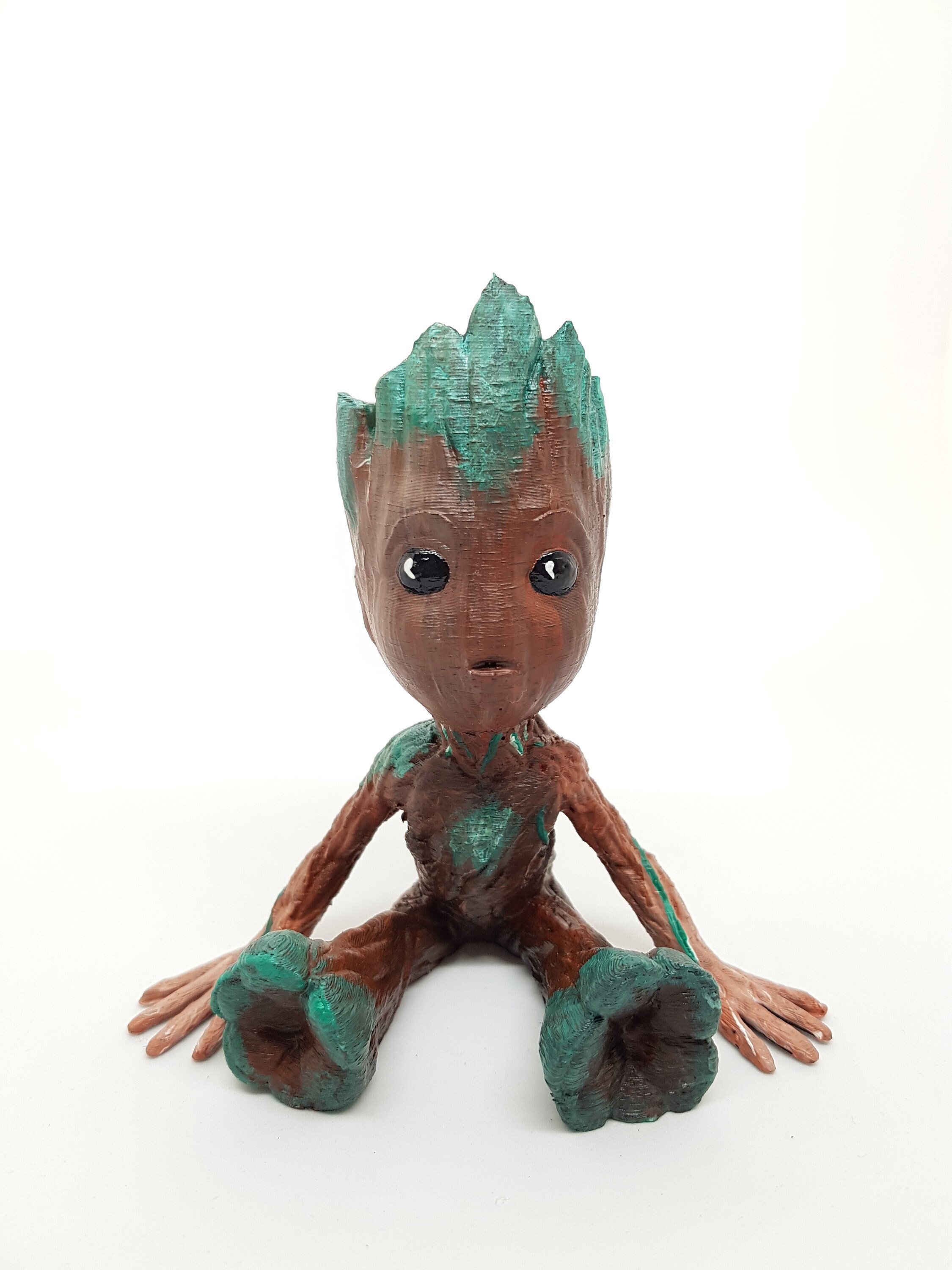 baby groot figure