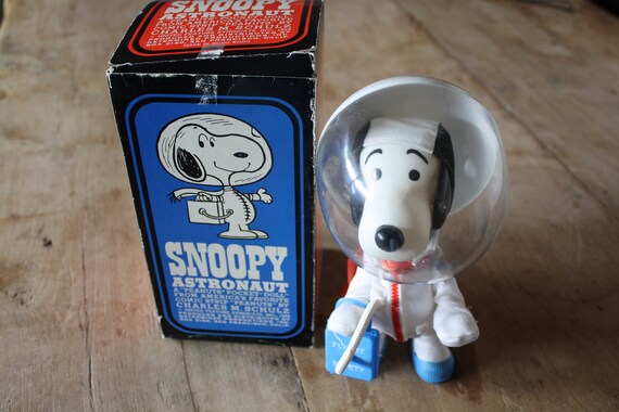 vintage 1969 snoopy astronaut doll