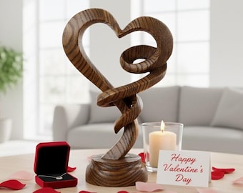 Abstraktes Herz aus Holz, handgeschnitzte Skulptur für Zuhause oder als Geschenk zum Jahrestag