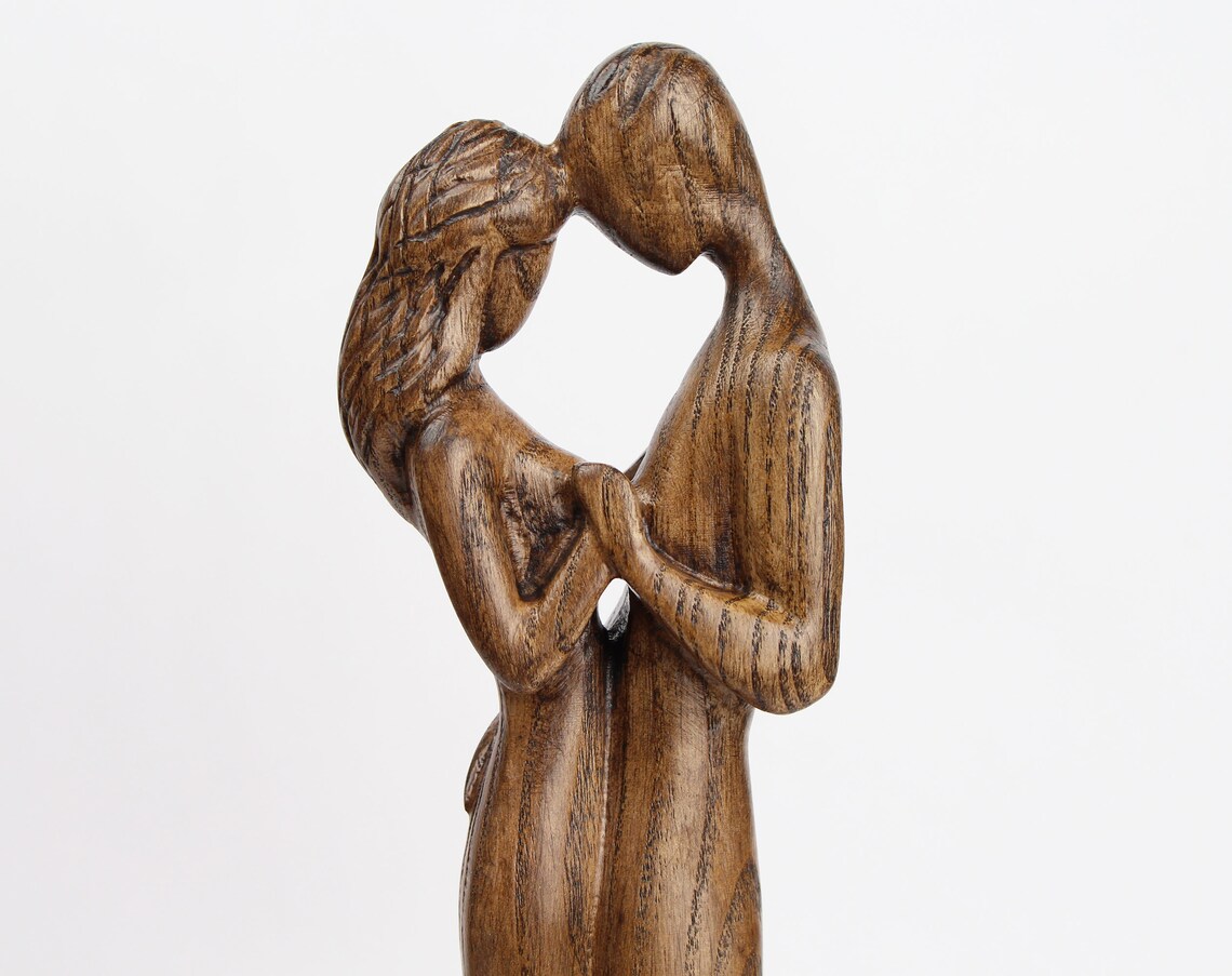 Couple in Love Sculpture 5th Anniversary Gift for Wife image 3