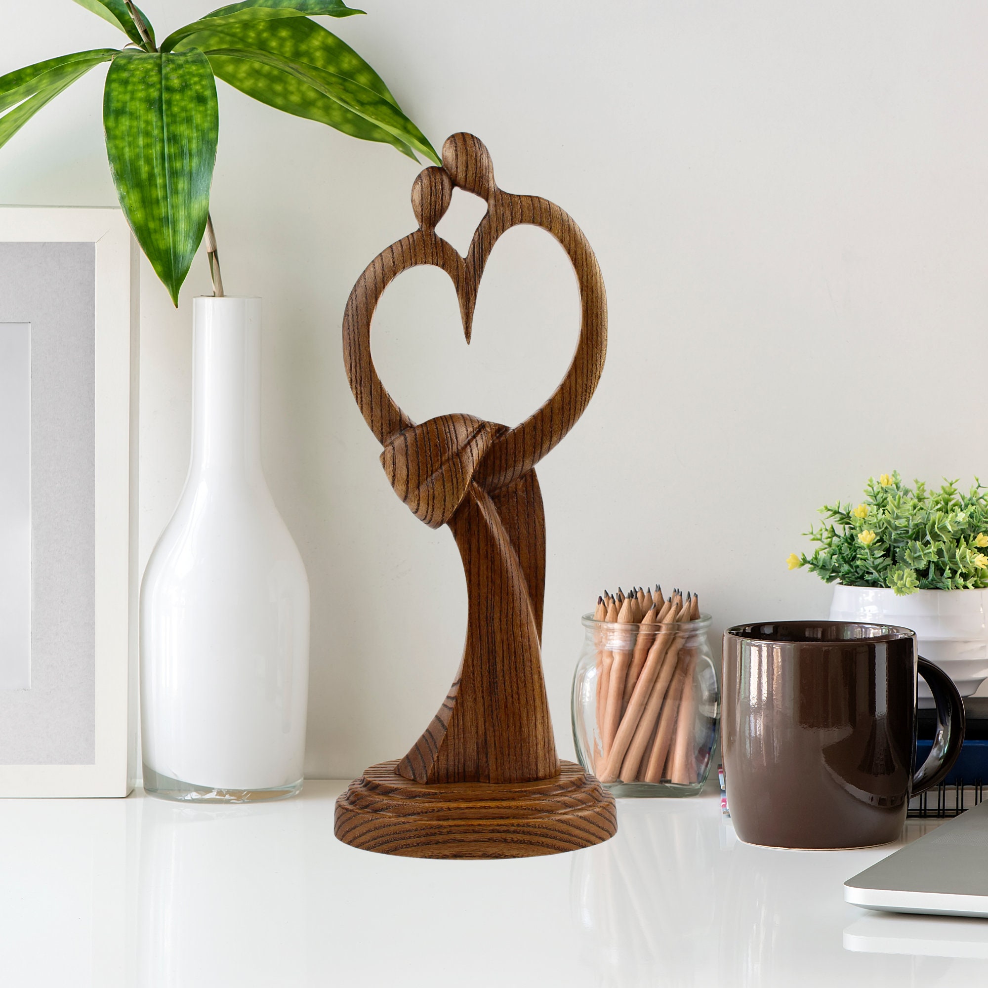 Romantische Holzskulptur Kuss-Paar - Dekoration Für Tisch & Regal