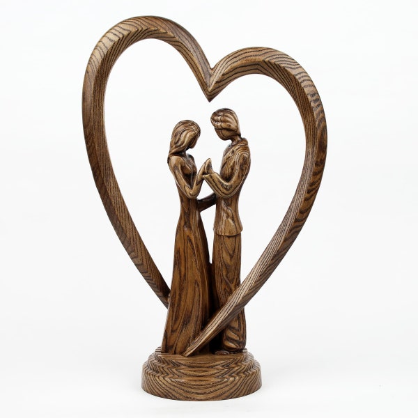 Couple wood statue, wedding wood statue, 5 year wedding gifts, wedding figurines, marriage sculpture, family sculpture, valentines day gift