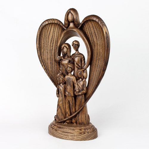 Statue with Guardian angel, Wooden Angel, Easter gift for popular family, Family ornaments, Angel bless sculpture, family portrait, Family gift