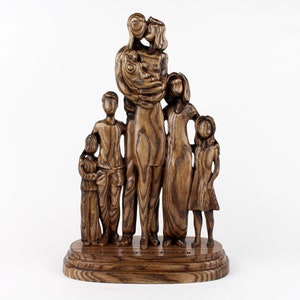 Wooden Family of 7, Wood Family Figurine, Family Sculpture, Family Statue, Family Decor, Wall Decor, Family Hand Carved Decorative Gift