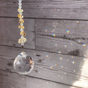 Citrine crystal sun catcher. Crystals for motivation and creativity. Beaded sun catcher gift. Gift for friend. Healing crystal citrine.