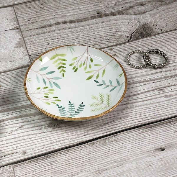 Botanical trinket dish. Gold ring dish. Floral home decor. Nature inspired home decor. Living room art. Just because gift. Jewellery storage