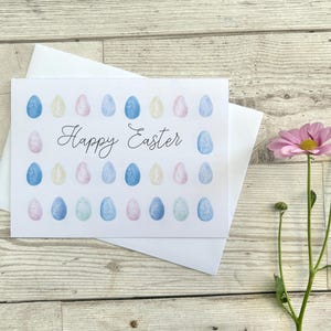 Tarjeta de Pascua. Tarjeta de huevo de Pascua. Tarjeta de felicitación de Pascua hecha a mano en acuarela. Tarjeta de huevo de Pascua en acuarela.