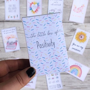 Coffret de 12 cartes inspirantes à messages positifs. La petite boîte de positivité. Boîte de soins personnels. Cadeaux positifs.