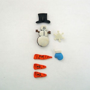 Snowman Buttons Snowflake Top Hat Mitten Carrot Noses 7 Pieces