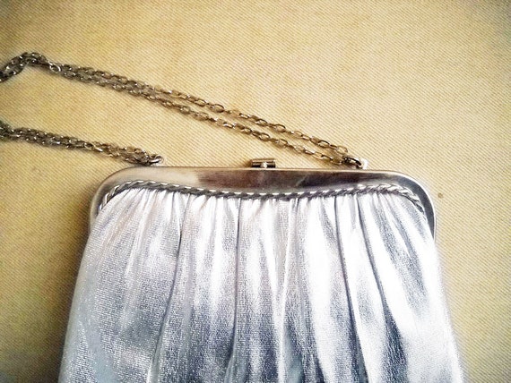 Vintage Silver Lame' Purse With Optional Chain Ha… - image 4