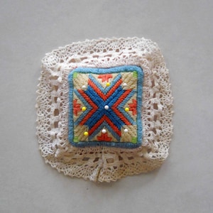 Pincushion Vintage Needlepoint   Lace Trim