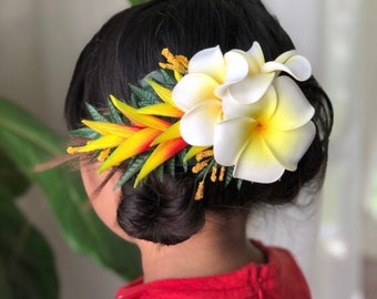 Hawaiian Plumeria & Heliconia Hair Clip – Handmade Tropical Flower Hair Accessory – Luau Wedding Beach Style
