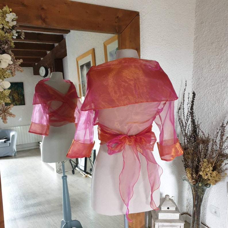 Bolero fuchsia roze, goudkleurige organza stola van polyester, strik aan de voorkant of omslag, 3/4 mouwen, grote sjaalkraag, one size afbeelding 6