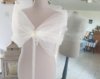 Tulle bridal stole, Nuage de Tulle, tied in front or covering the shoulders, choice of colors, white, ecru, black, red, etc. Laurine Masset