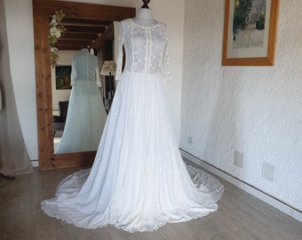 Robe de mariée femme- Robe de mariée à Manches- Robe de mariée dentelle vintage recyclé -Robe en mousseline brodée- Cadeau mariage pour elle