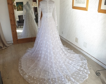 Robe de mariée- Robe de mariée à manche longue- Robe de mariée en maille et dentelle vintage -Robe mode femme pour mariage -Robe décolleté V