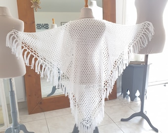 Châle de mariage bohême pour enfant, en laine blanc cassé, tricoté main au crochet, motif écailles, 135x94cm, Laurine Masset #14