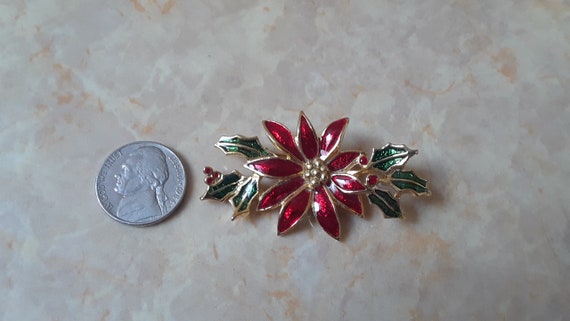 Vintage Poinsettia and Holly Gold Tone Metal & En… - image 2