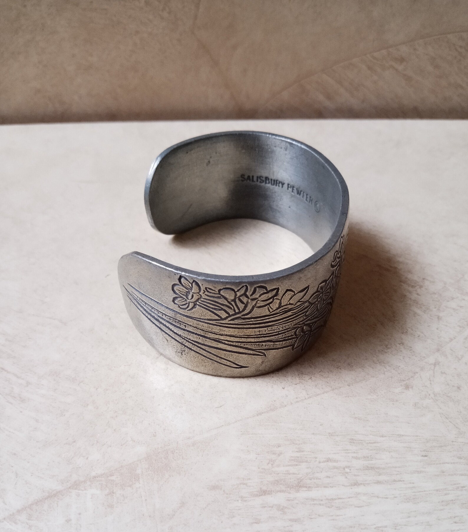 December Salisbury Pewter Cuff Bracelet Vintage Carved Flower Etsy